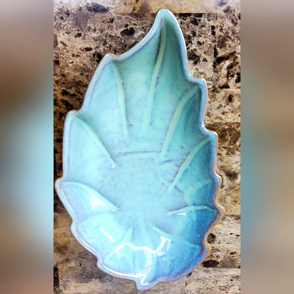 Mid Century Speckled glazed leaf dish